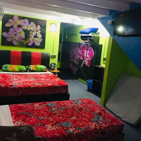 Lily Haven Hotel C-1 Tanah Rata Bagian luar foto